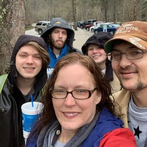 Meet your Posher, Crystal